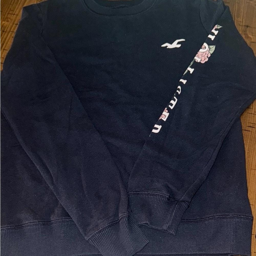 Hollister Girl’s Navy Crewneck Sweater